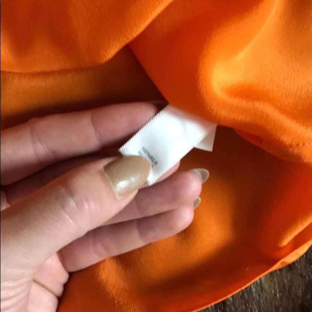 Banana Republic orange silk top - Picture 3 of 5
